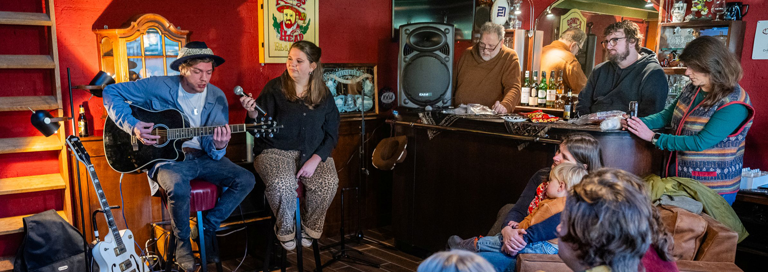 Programma Gluren bij de Buren!